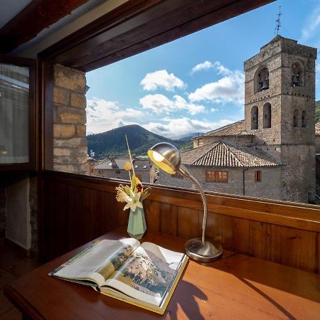 Casa Cruz - Auto Check-In (Adults Only) Hotel Boltaña Buitenkant foto